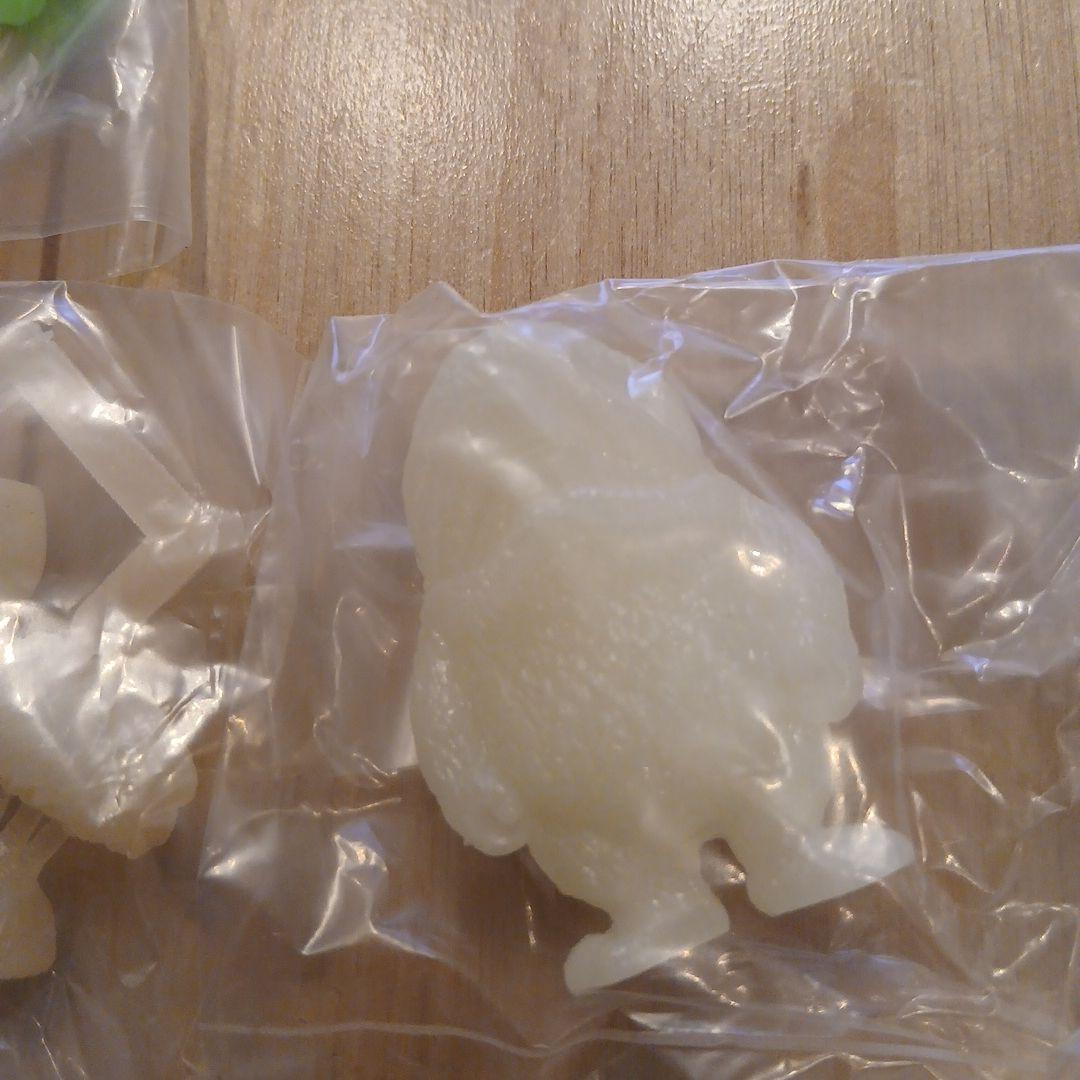 メ*子様 ゲゲゲの鬼太郎 ミニフィギュア 蛍光消しゴム