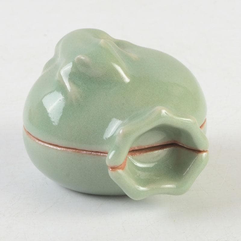 茶道具　真清水蔵六造　青磁　袋鼠香合　共布共箱　V　9725