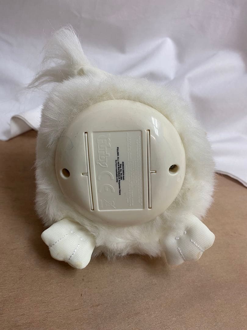 Furby ホワイト 箱付き　動作確認済み