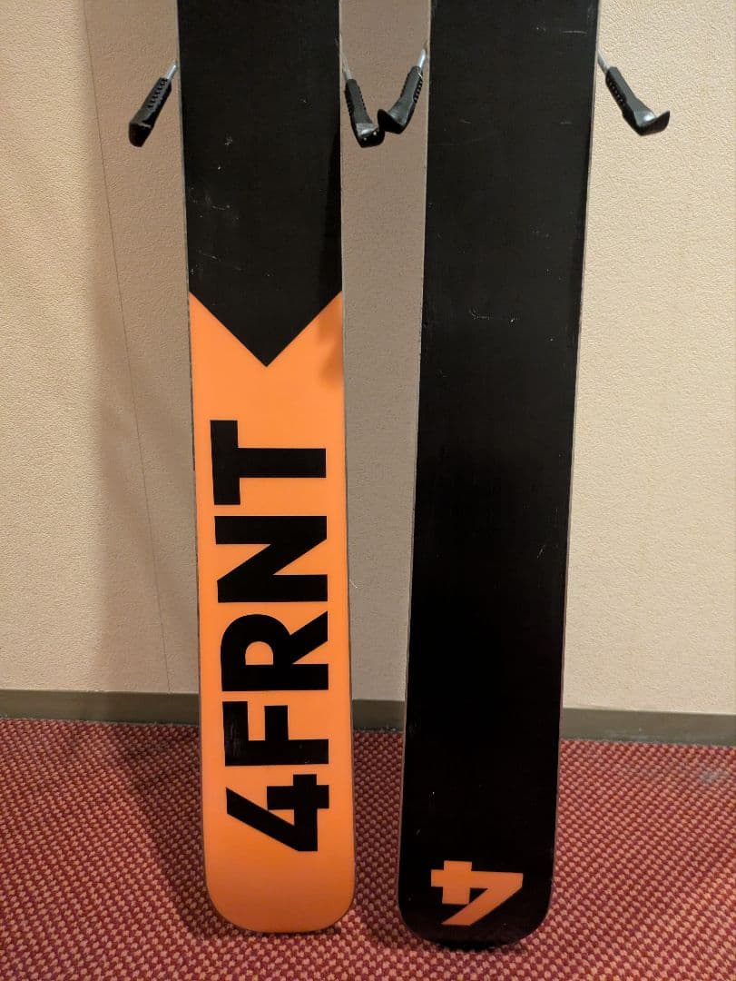 4FRNT DEVASTATOR 184cm スキー板、ストックセット
