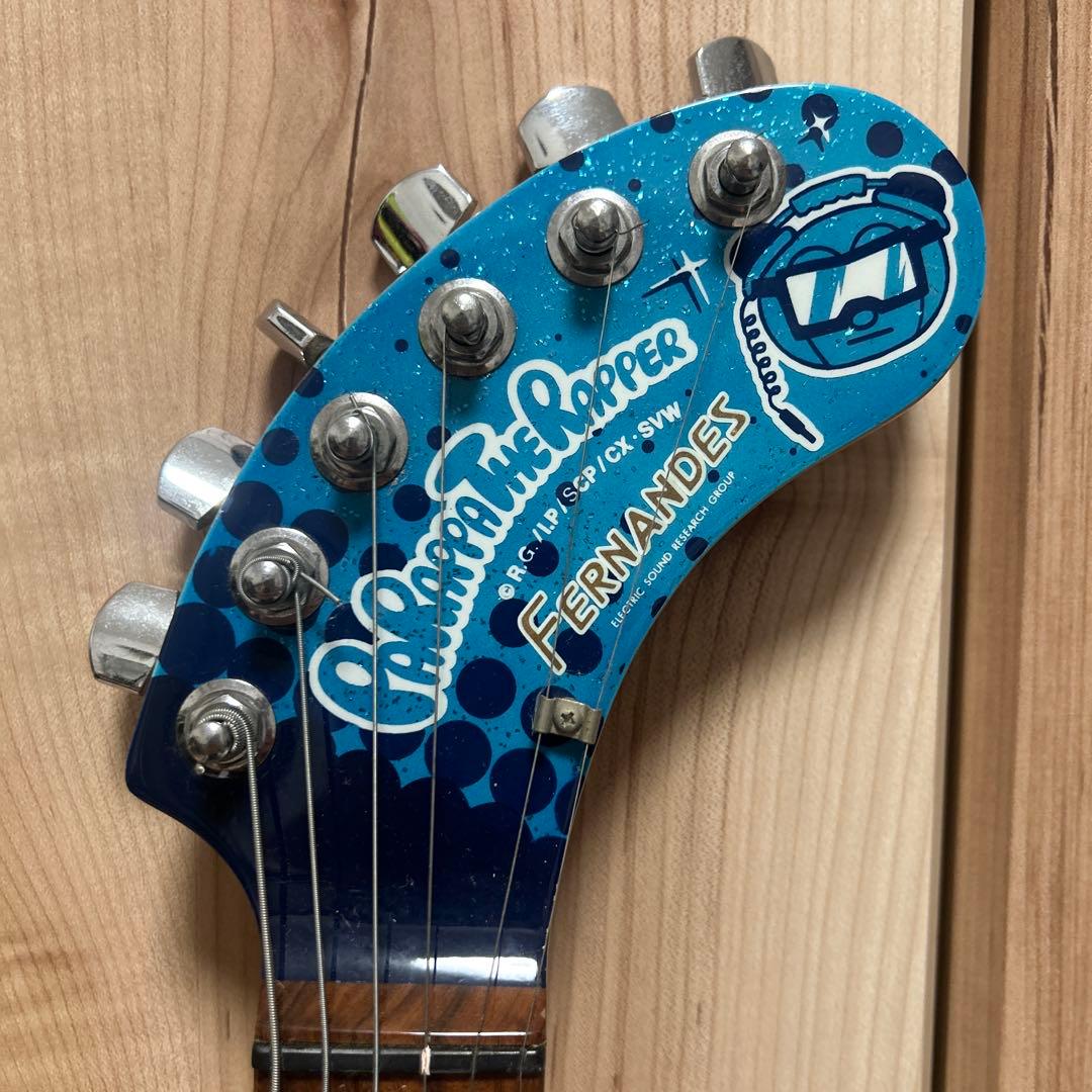 FERNANDES ZO-3 パラッパラッパーモデル アンプ内蔵 エレキギター