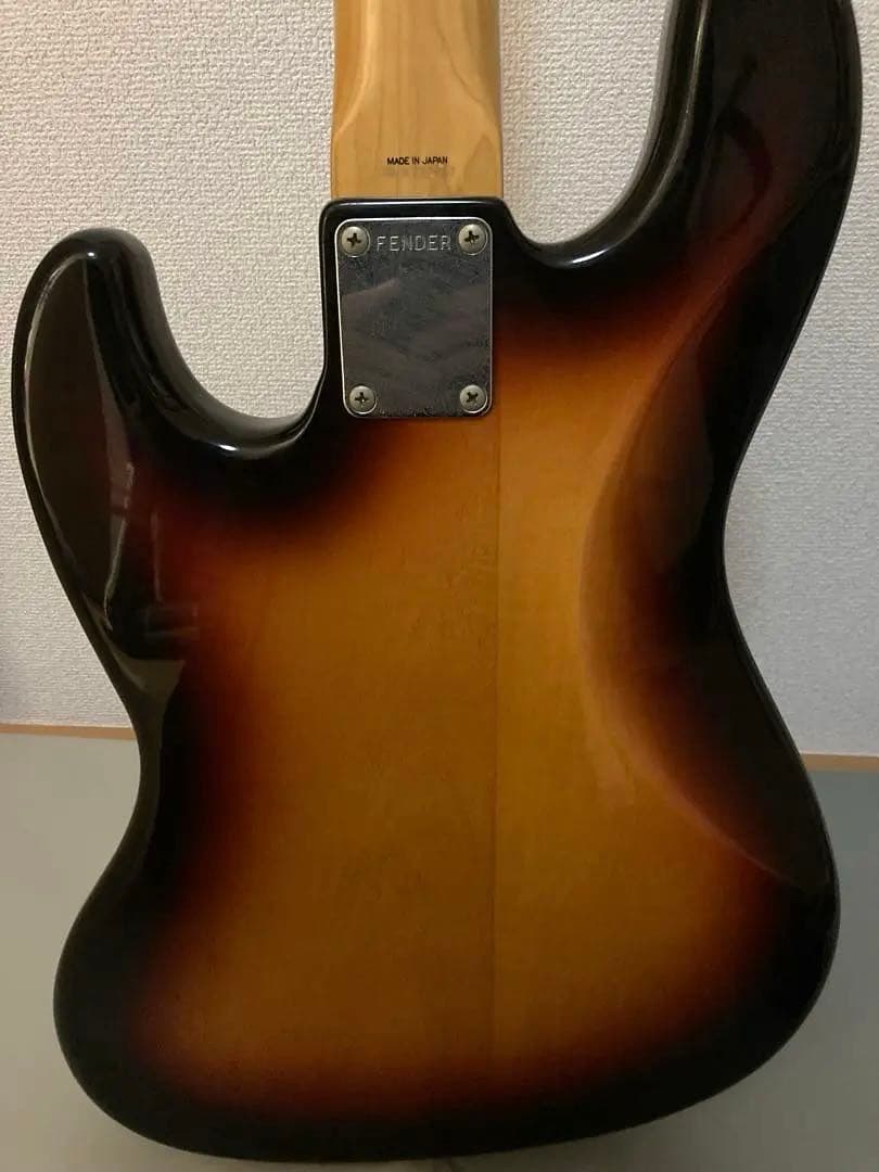 Fender Japan ジャズベース Eシリアル