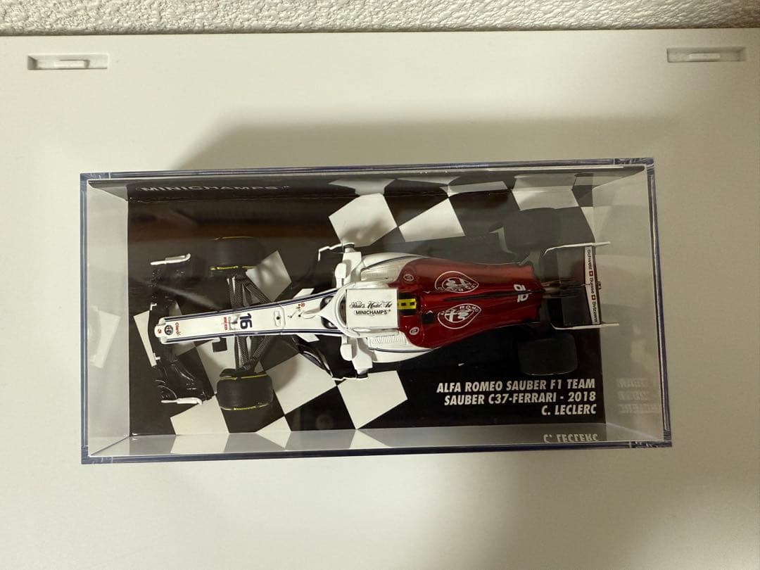 ミニチャンプス1/43 ザウバー C37 2018 シャルル・ルクレール