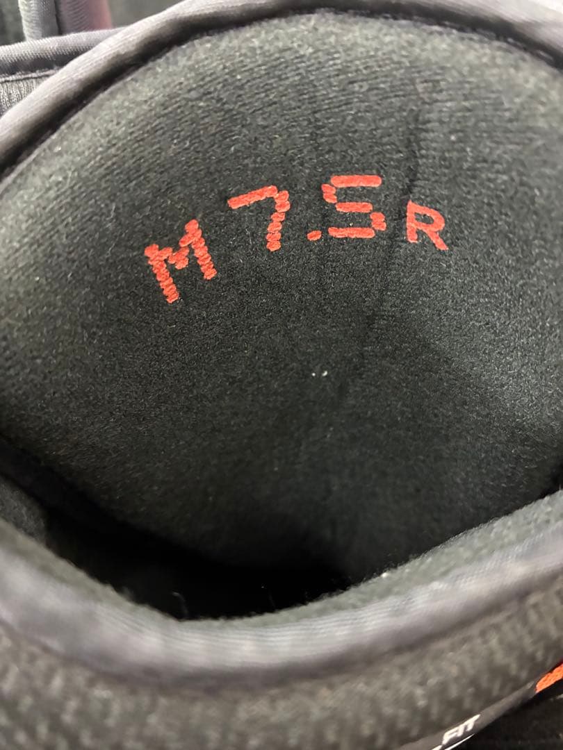 thirtytwo BOAシステム スノーボードブーツ