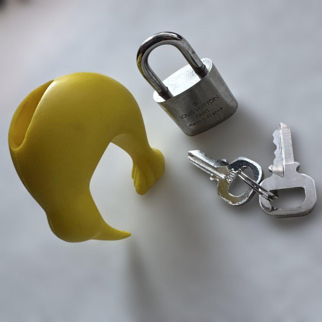 LOUIS VUITTON ヴィトンカップ 2002 カデナ パドロック南京錠