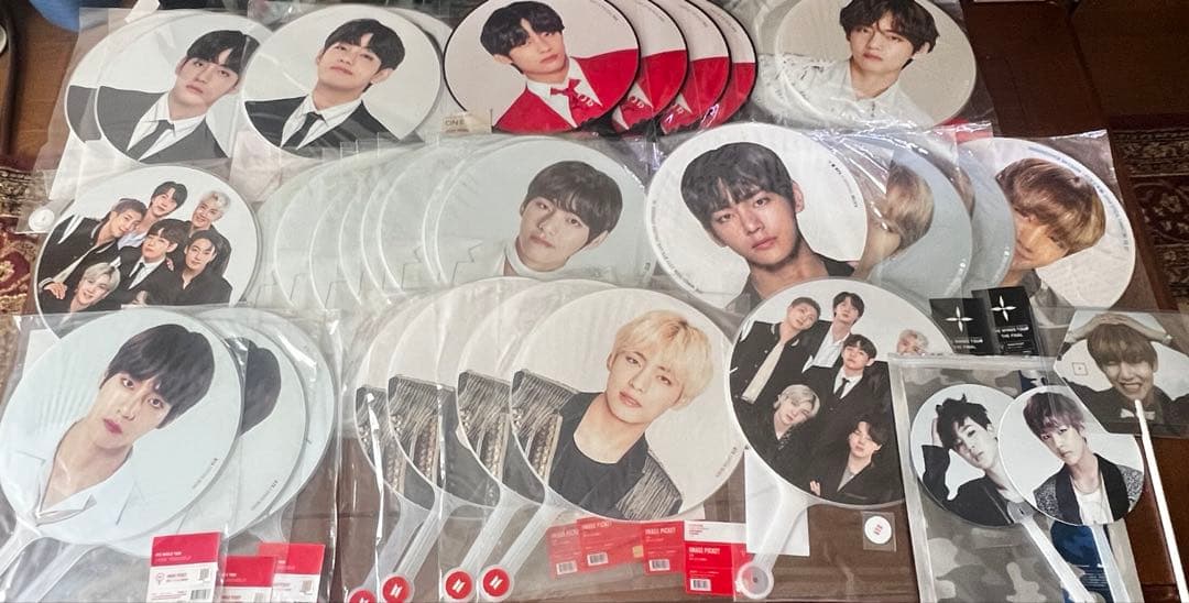 希少品‼️早い者勝ち‼️BTS テヒョン うちわ ピケット セット まとめ売り34点