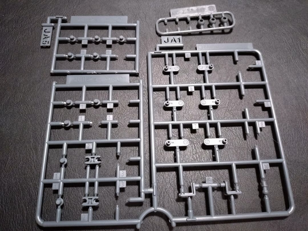 30MM 14キット 組立・ランナー切離済 プラモデル