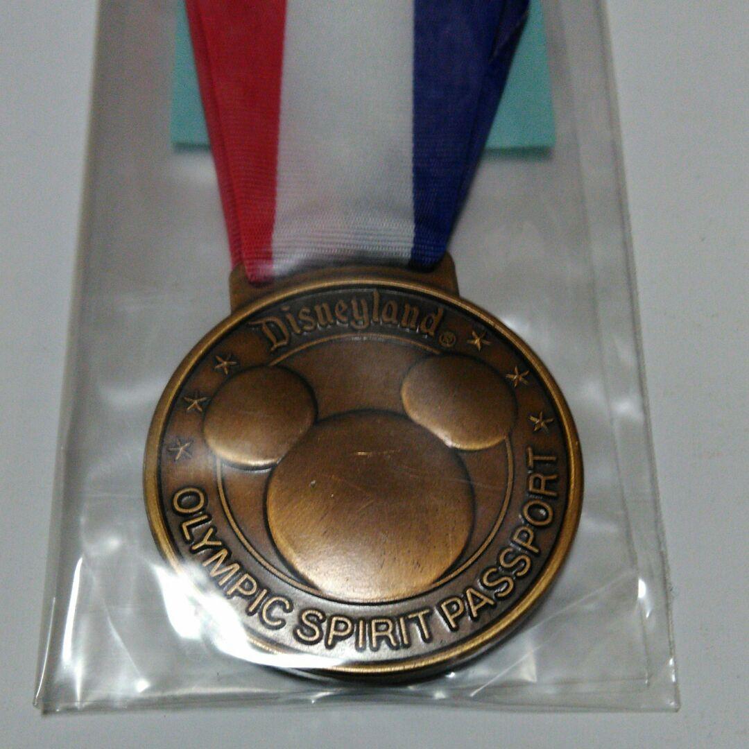 【超レア】アナハイム　ディズニーランド　ロサンゼルスオリンピック記念パスポート