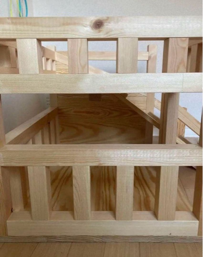 【小型犬向け】職人手作り 木製2階建てドッグハウス｜無垢材｜直接取引割引あり