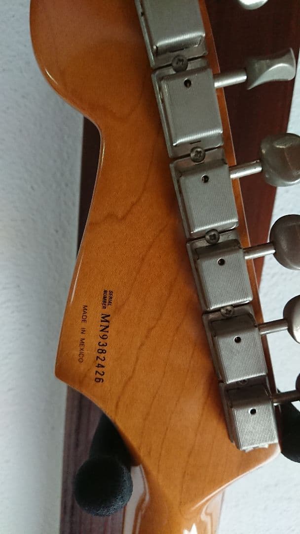 フェンダーメキシコ ストラトキャスター