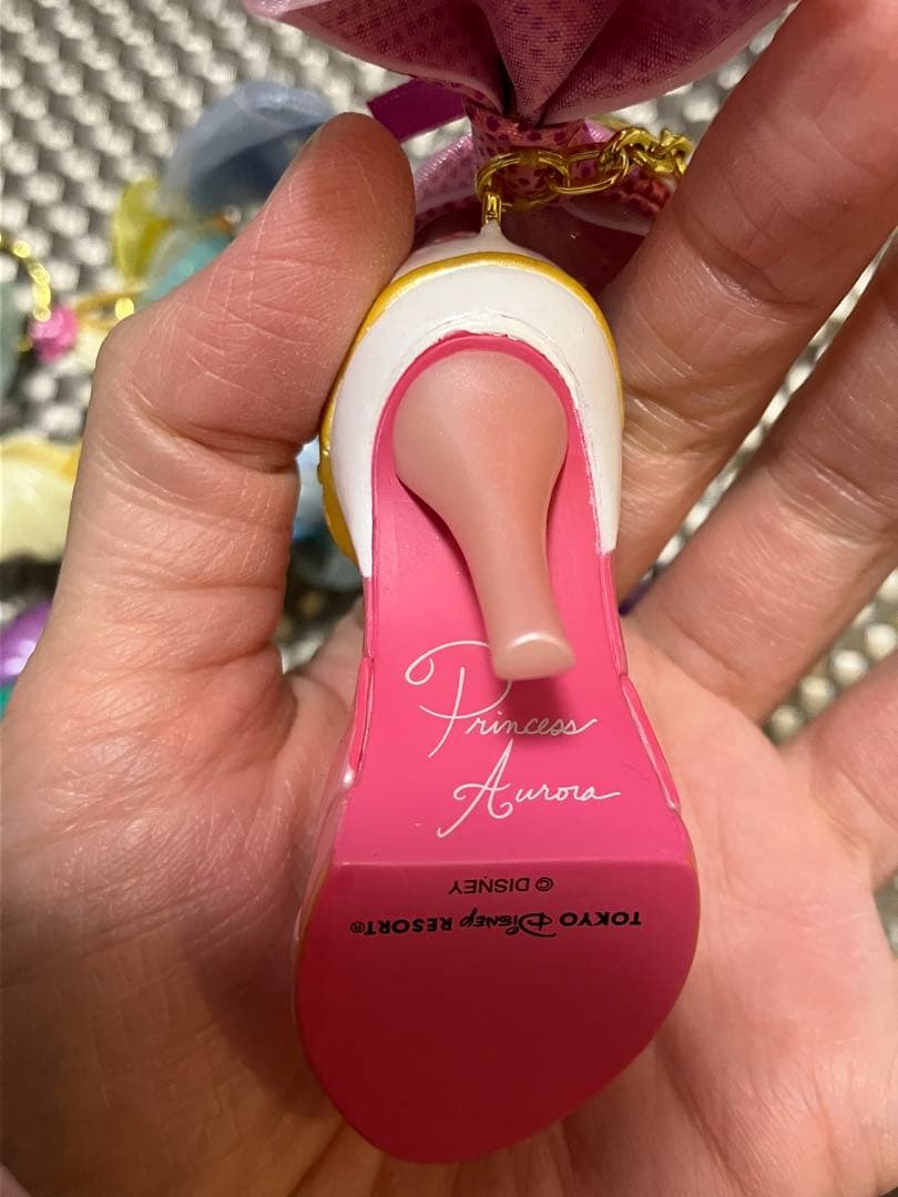 ディズニー　プリンセス　靴型キーホルダー