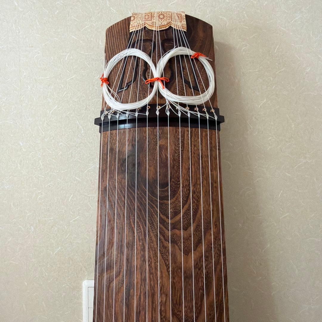 箏　琴　13絃　くり甲　綾杉彫