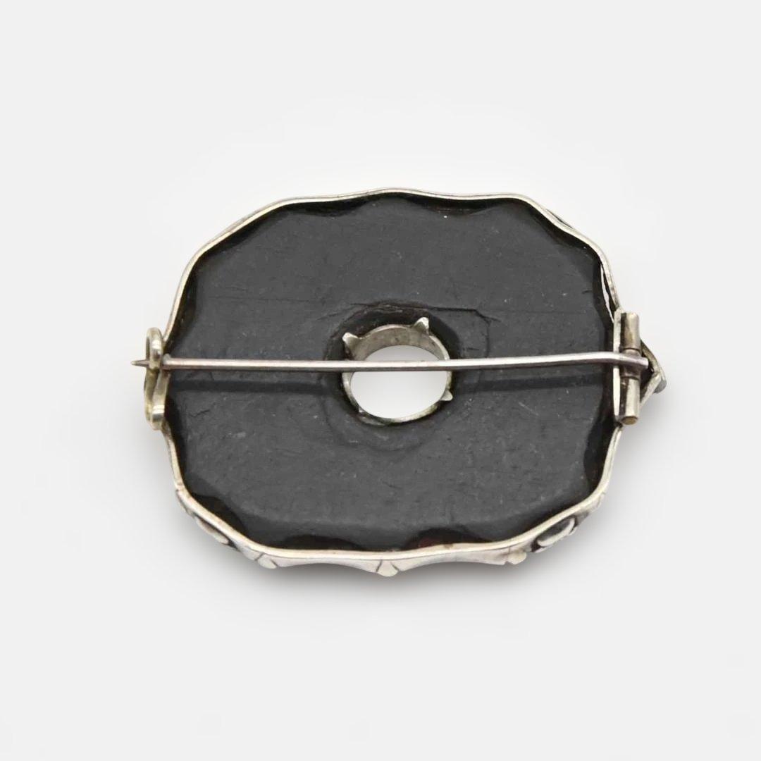 花形の銀製のブローチ　メノウ　スコティッシュ　s0087