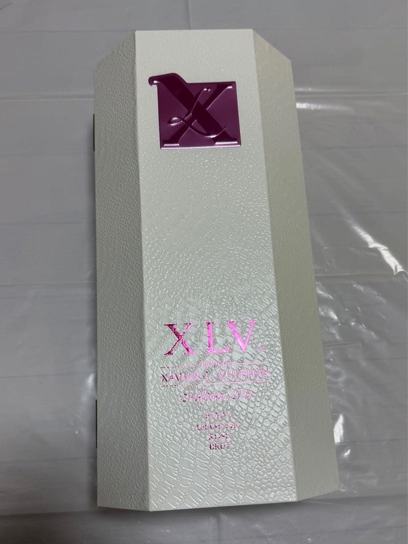 新品未開封 XLV ヴィトンシャンパン ミレジメ ロゼ 特別限定版750ml