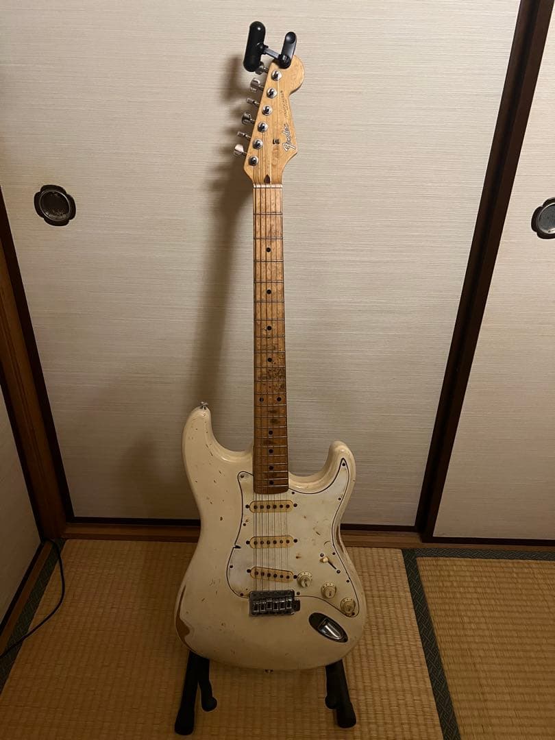 Fender japan Stratocaster ホワイト