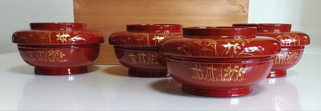 輪島塗　朱塗 大平椀　磨蒔絵 秋草の図　4客