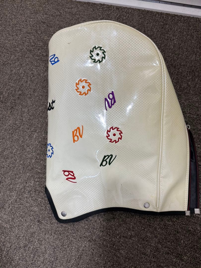 タイトリスト　エナメルキャディバッグVOKEY DESIGN