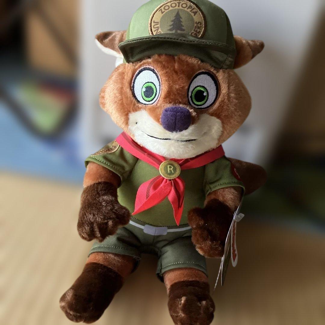 ズートピア　ニック ジュニア・レンジャー　ぬいぐるみ　幼少期