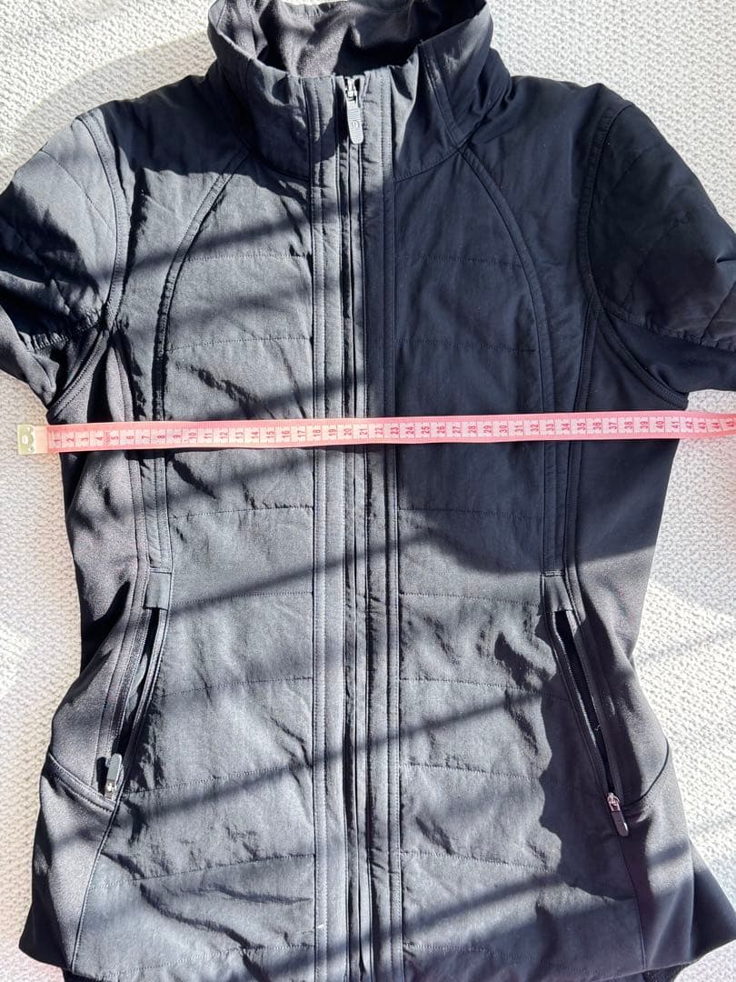 Lululemon レディースランニングジャケットS size ブラック