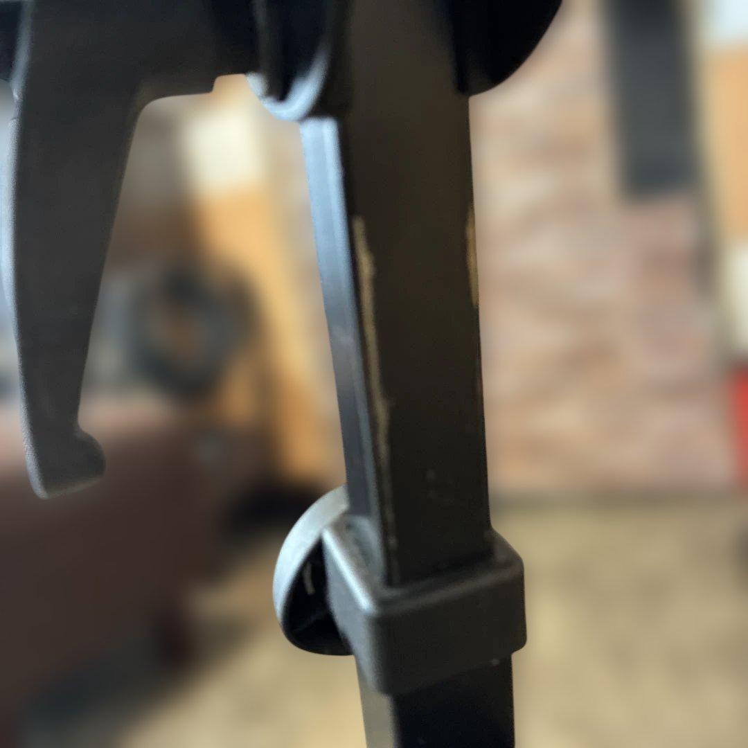 ケーアンドエム K&M 14047 スツール　背もたれ付き　ギター演奏用　椅子