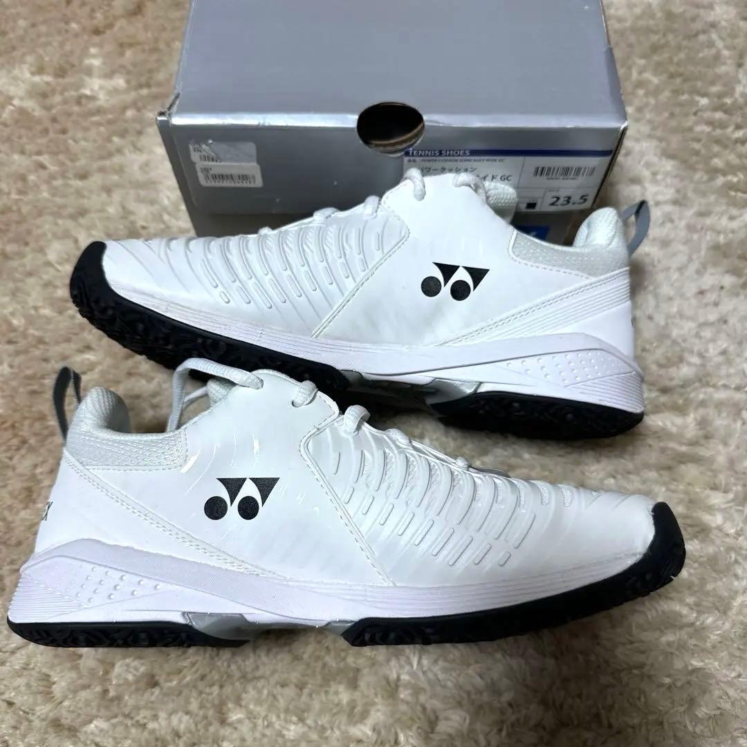 美品YONEX ソニケージ3 テニスシューズ SHTS3WGC 23.5cm