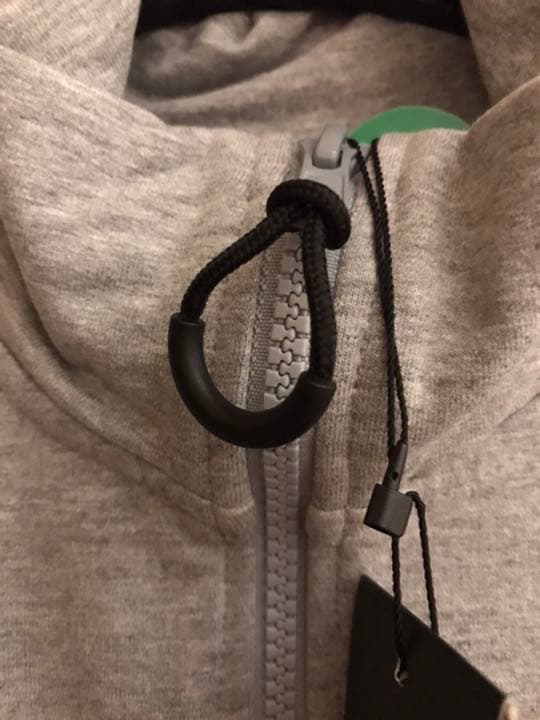 ビヨンボルグ  テニスウェア　グレーアウター　36サイズ　新品