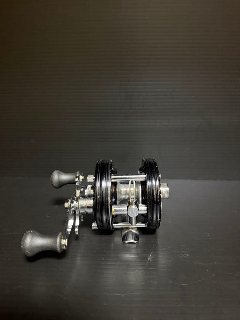 ABU 4600c ブラック