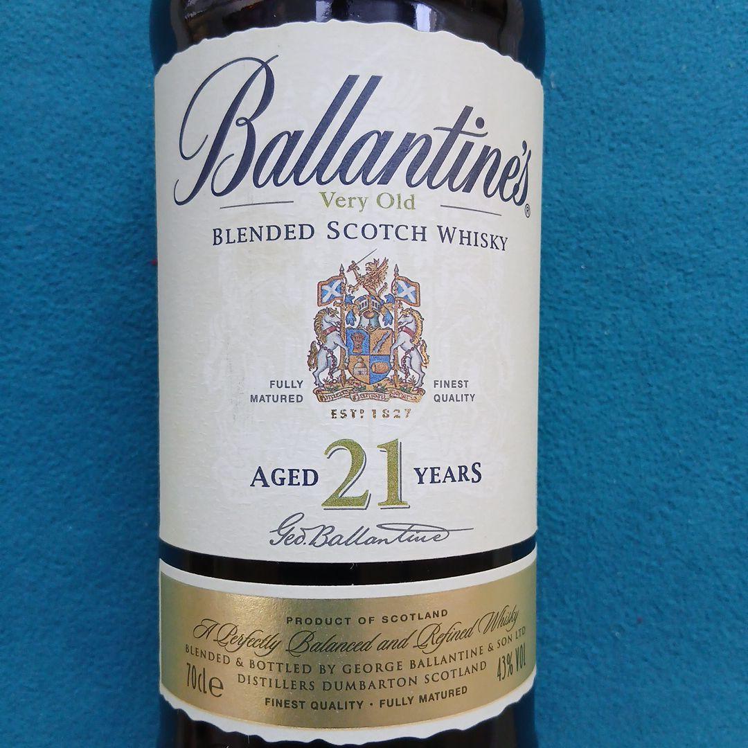 ウイスキー Ballantine's 21 Years Blended Scotch