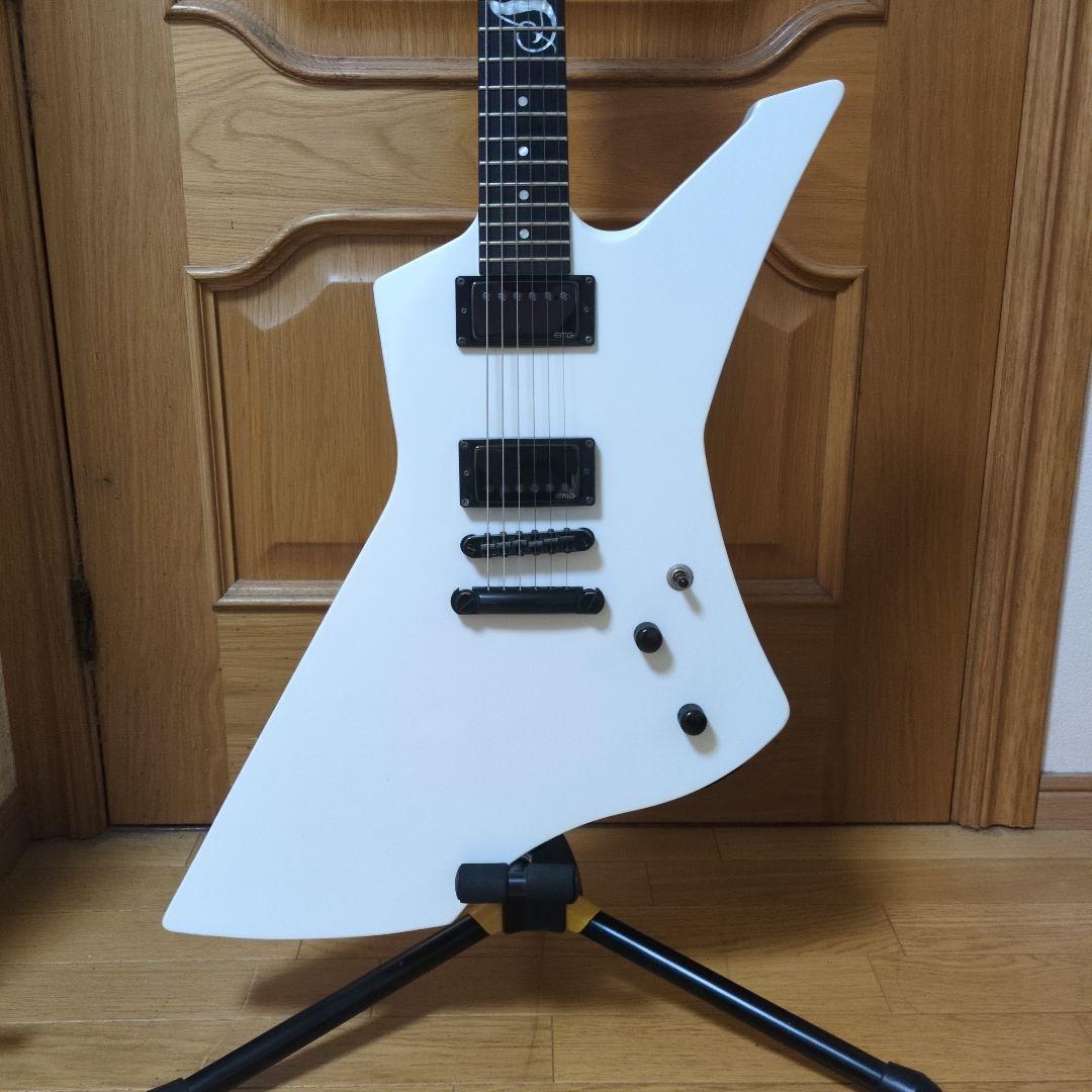 ESP LTD Snakebyte  White　美品