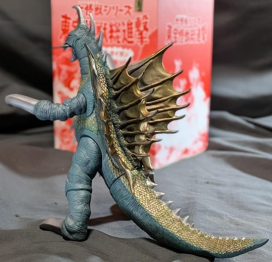 ガイガン 大怪獣シリーズ 東宝怪獣総進撃 （バンダイミュージアム）ソフビ箱付