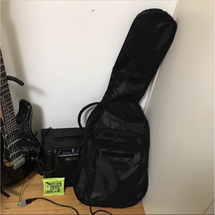 エレキギター初心者向け