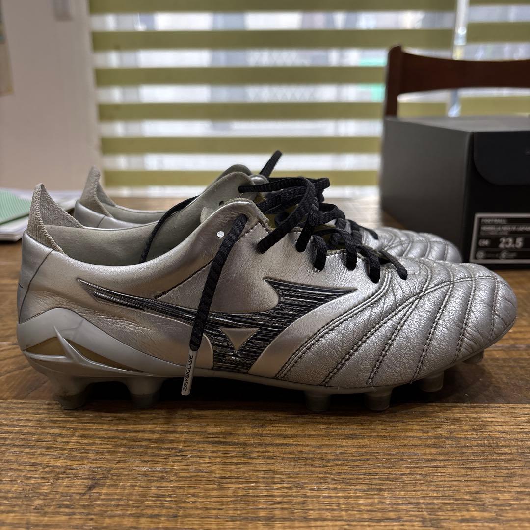 コ*バ様 モレリアネオ4ジャパン23.5cm