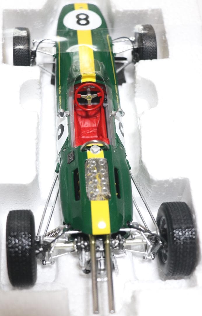 SPARK製 　ロータス２５　Ｊ・クラーク　１９６３チャンピオン 1/18
