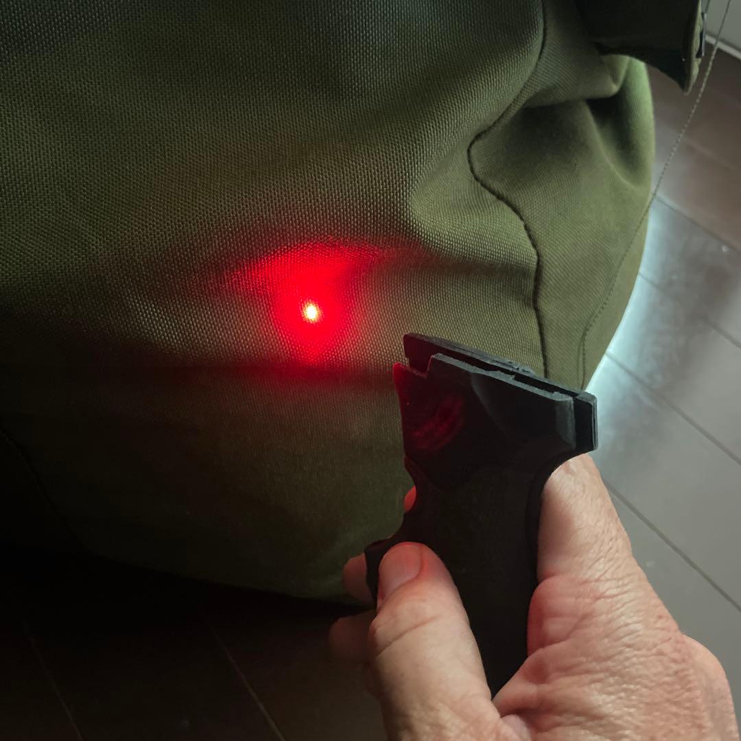 Crimson Trace レーザーグリップ Beretta M236