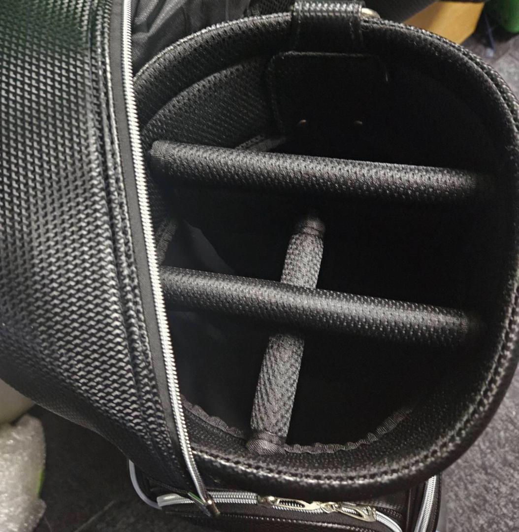 新品未使用展示品/最新XXIO ゴルフ高級キャディバッグ ブラック/レッド