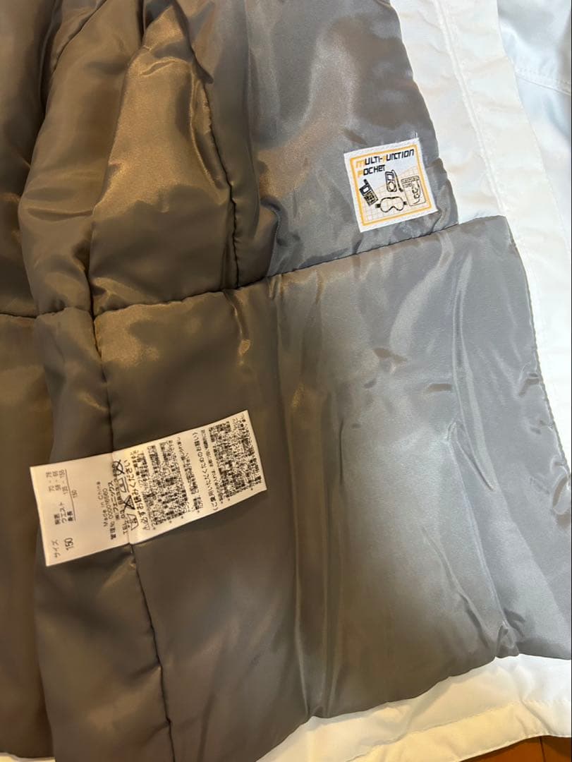 子ども用スキーウェア 上下セット　新品