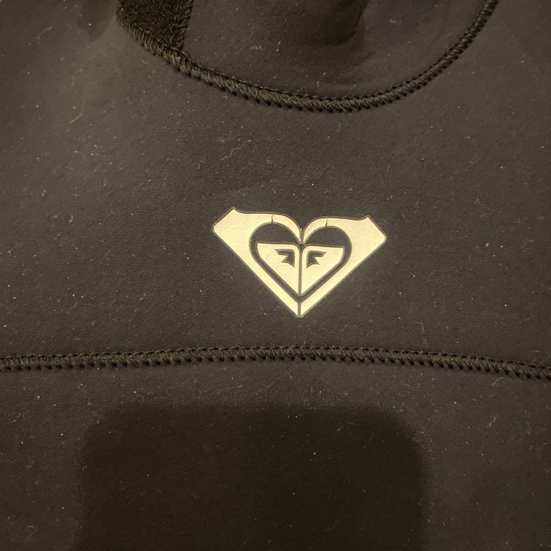 ロキシー　ウェットスーツ　ジャーフル　黒×マーブルピンク　3ミリ　Mサイズ