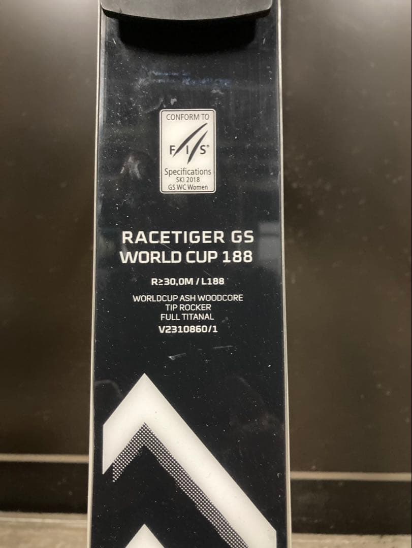 Völkl GS Racetiger 30