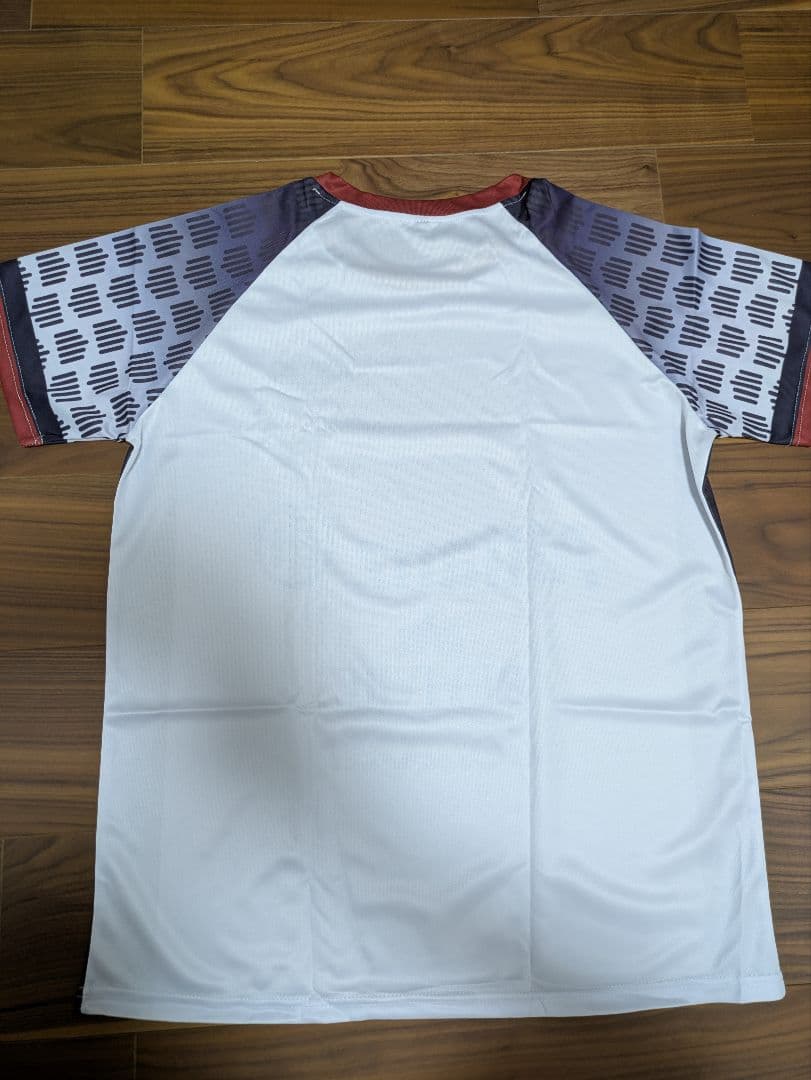 ☆セリエA ミラノ ユニフォーム　バレーボール　ゲームシャツ　ジャージ　白