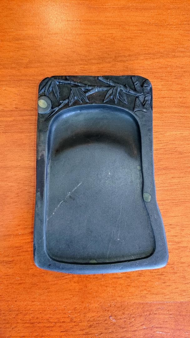 【美品】端渓硯 石眼 彫刻入り ケース付き