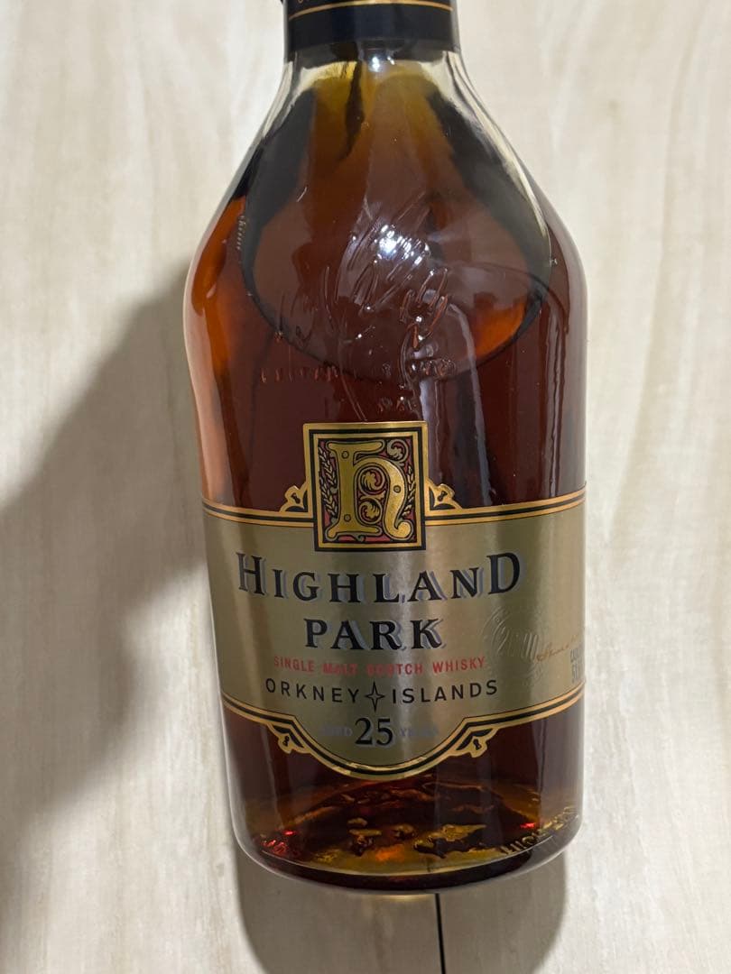 ハイランドパーク 25年 シングルモルト 700ml 51.5% 酒 未開栓