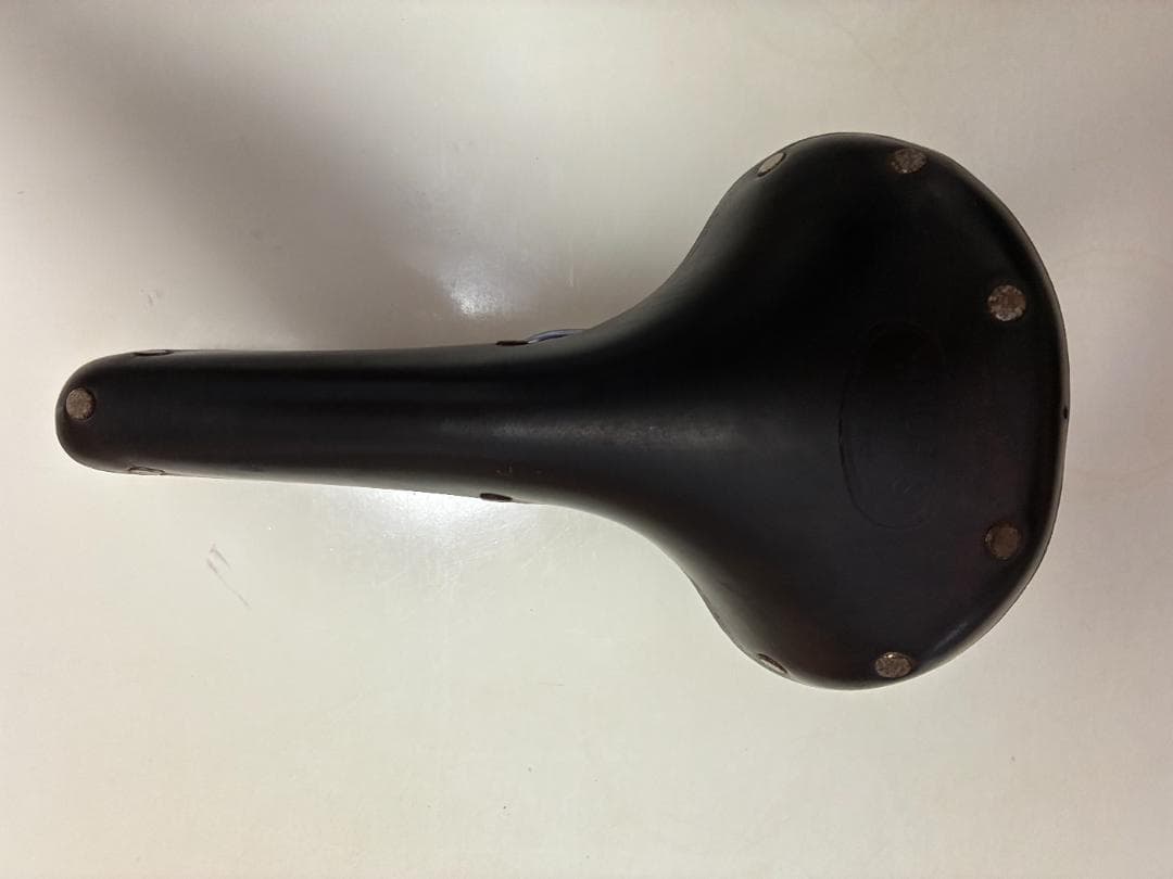 クラシックレザーサドル イギリス製