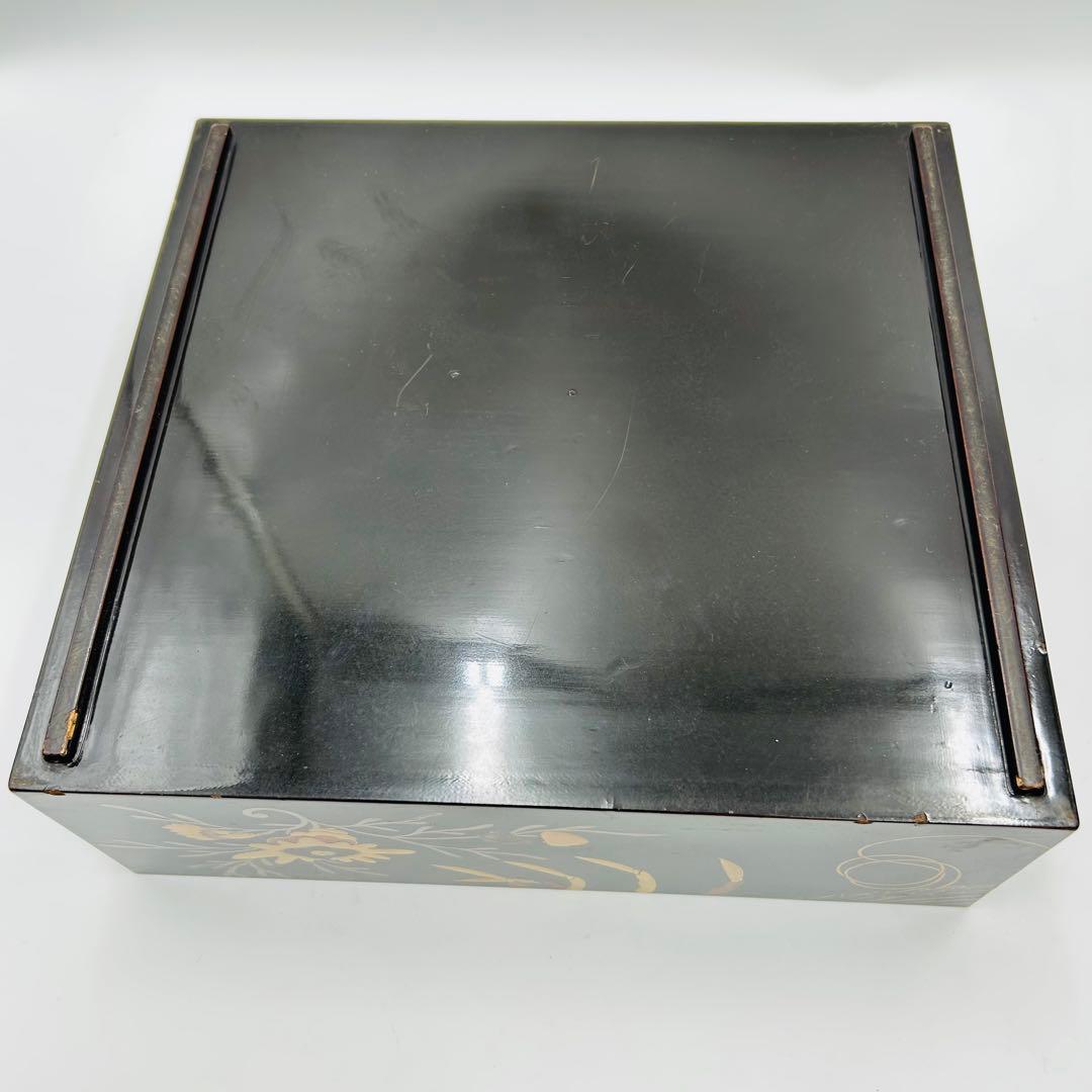 【海老海鮮尽くし蒔絵重箱　段重　お節料理】骨董　アンティーク　インテリア