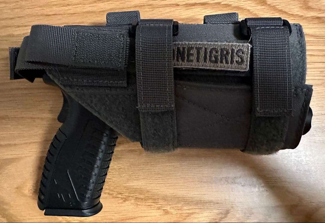 東京マルイ　XDM-40 ガスガン フラッシュライト　ホルスター　他おまけ付