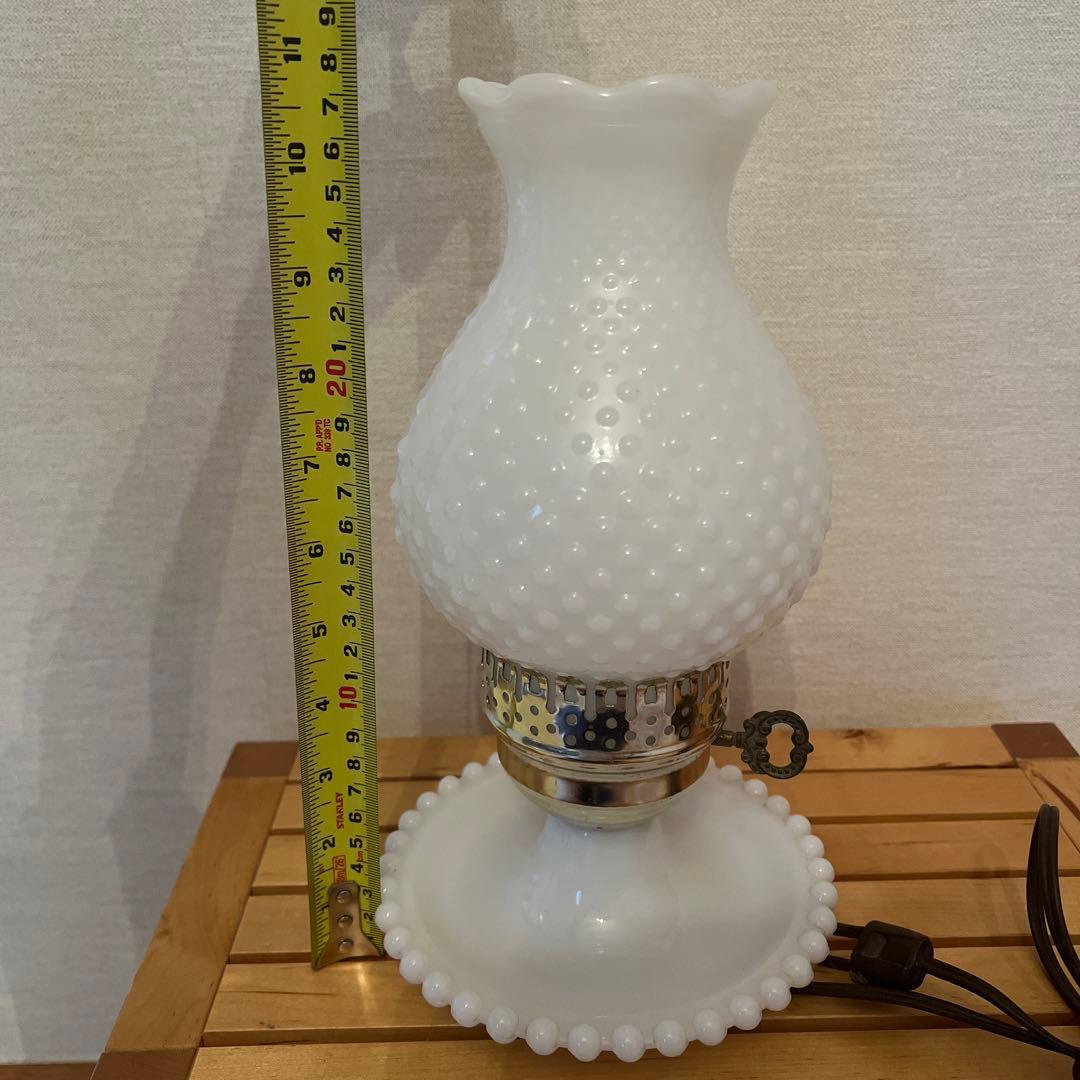 ビンテージランプ　ミルクガラス　ホブネイル　ゴールド
