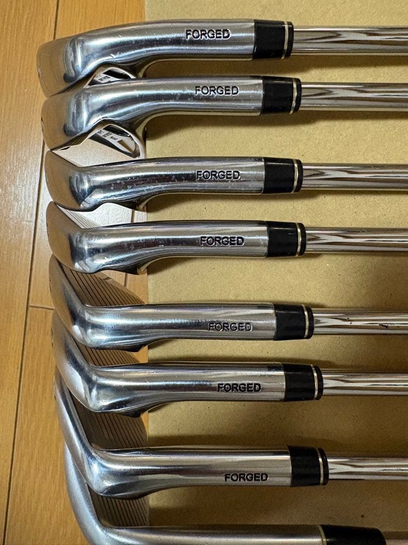 マックテックNV-Fアイアン＋フォーティーンウェッジ8本セット