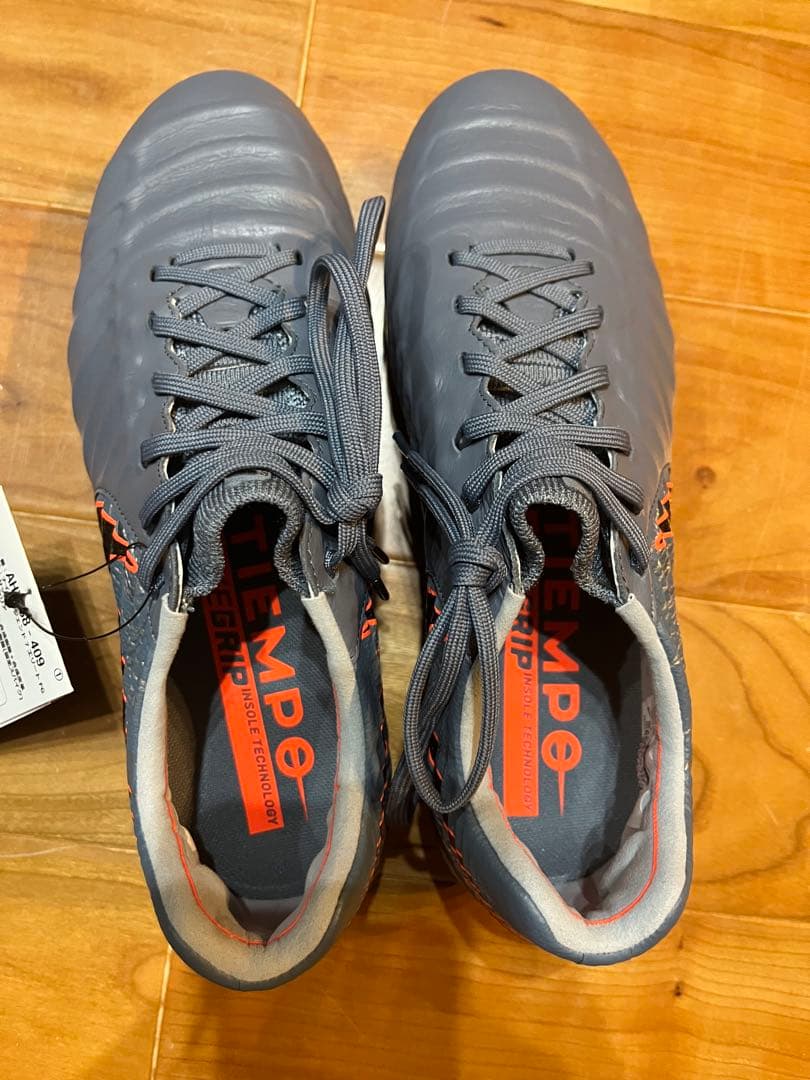 新品　ナイキ　Nike ティエンポレジェンド7エリートFG 23.5センチ
