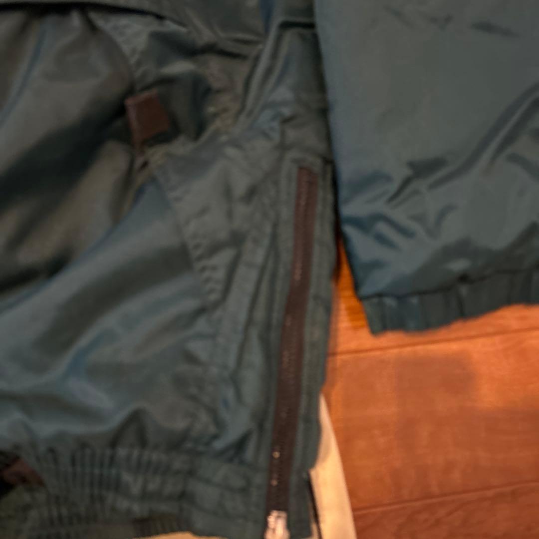 スノーボード　ウェア上下　NIKE SKECHERS バック付き