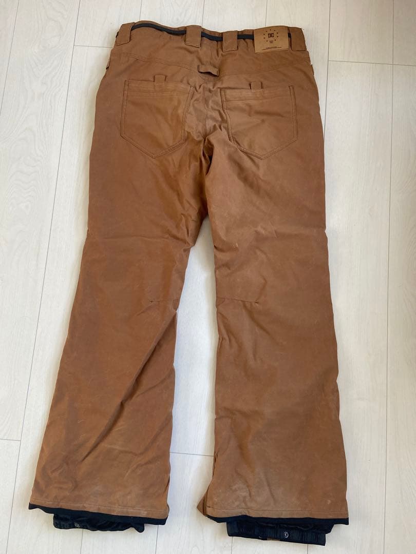 DC スノーボードウェア ネイビーとブラウン、グローブ付き