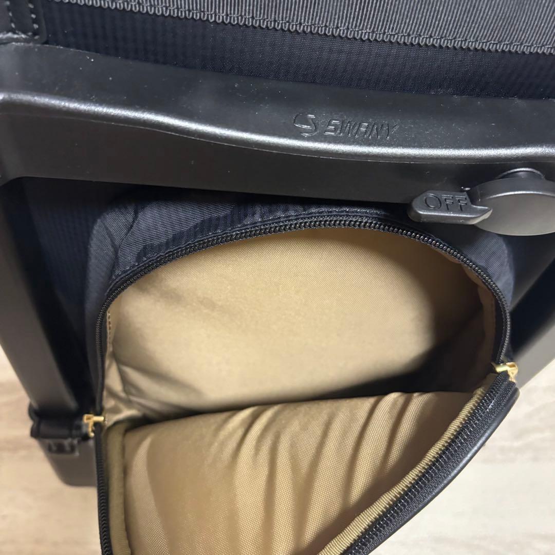 SWANY スワニー　キャリーバック　レオパード柄　ヒョウ柄